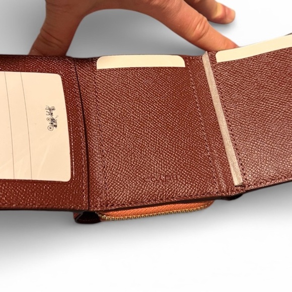 COACH WALLET AND WRISTLET SET! BOTH NWT! - Picture 12 of 16